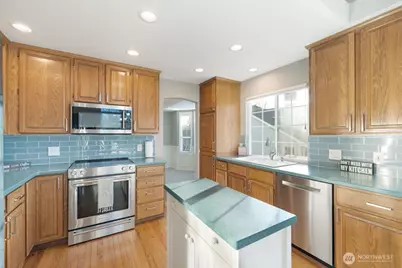 14125 SE 238th Lane, Kent, WA 98042 - Photo 10