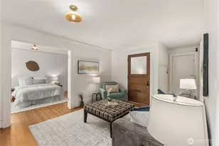 4725 15th Ave NE, Seattle, WA 98105 - Photo 4