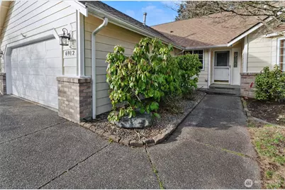 6912 15th Avenue SE, Lacey, WA 98503 - Photo 2