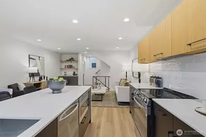 3646 Greenwood Avenue N #B, Seattle, WA 98103 - Photo 16