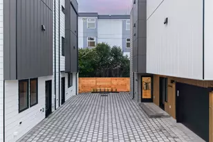 3646 Greenwood Ave N, Seattle, WA 98103 - Photo 34