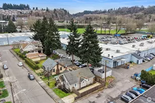 1203 N 2nd St, Renton, WA 98057 - Photo 12