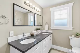 1203 N 2nd St, Renton, WA 98057 - Photo 8