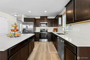 8430 32nd Pl NE, Marysville, WA 98270 - Photo 10