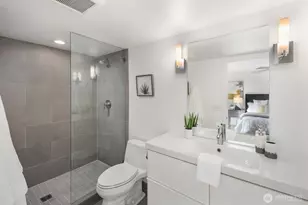 3905 4th Ave NE, Seattle, WA 98105 - Photo 16