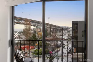 3905 4th Ave NE, Seattle, WA 98105 - Photo 12