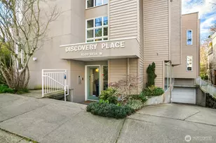 4309 34th Ave W, Seattle, WA 98199 - Photo 2