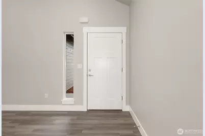 208 Shannon Lewis Lane, Winlock, WA 98596 - Photo 2