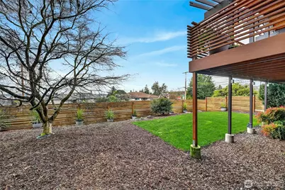 18600 4th Avenue SW, Normandy Park, WA 98166 - Photo 30