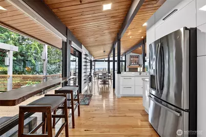 18600 4th Avenue SW, Normandy Park, WA 98166 - Photo 14