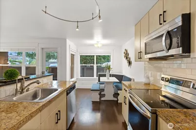 22910 90th Avenue W #D206, Edmonds, WA 98026 - Photo 10