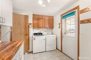 5900 64th St NE, Marysville, WA 98270 - Photo 20