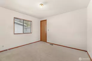 5900 64th St NE, Marysville, WA 98270 - Photo 18