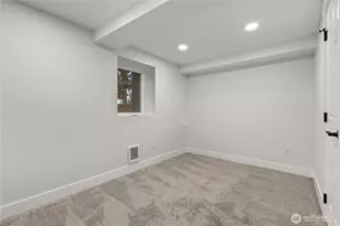 831 N Lawrence St, Tacoma, WA 98406 - Photo 36