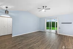 10109 Meadowside Ln SW, Rochester, WA 98579 - Photo 4