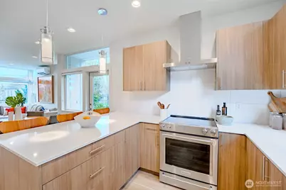 4853 S Findlay Street #B, Seattle, WA 98118 - Photo 8