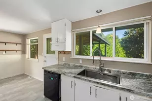 8415 Mt Tacoma Dr SW, Lakewood, WA 98498 - Photo 18