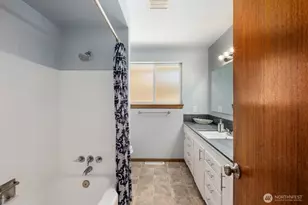 8415 Mt Tacoma Dr SW, Lakewood, WA 98498 - Photo 22