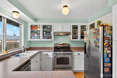 580 SW 3rd Avenue, Oak Harbor, WA 98277 - Photo 10