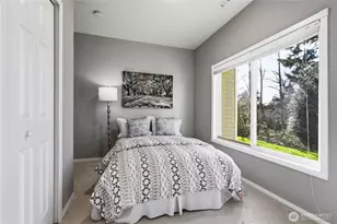 6649 SE Cougar Mountain Way, Bellevue, WA 98006 - Photo 36