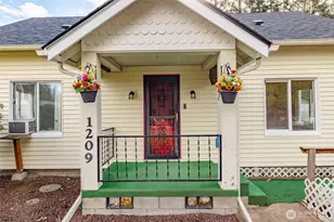 1209 Talcott St, Sedro-Woolley, WA 98284 - Photo 1