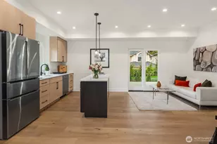 12226 NE 70th St, Kirkland, WA 98033 - Photo 30