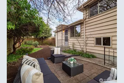 5819 30th Avenue NW, Seattle, WA 98107 - Photo 24
