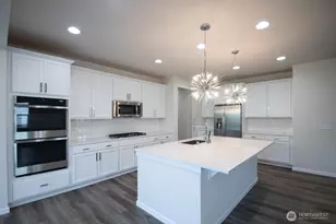 771 SE Nordmann Loop, Port Orchard, WA 98366 - Photo 4