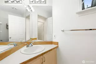 22619 4th Ave W, Bothell, WA 98021 - Photo 8