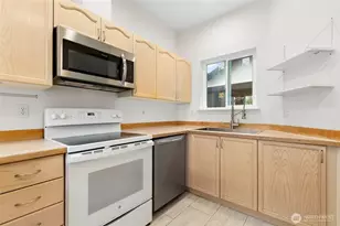 22619 4th Ave W, Bothell, WA 98021 - Photo 6