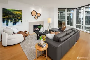 10700 NE 4th St, Bellevue, WA 98004 - Photo 6