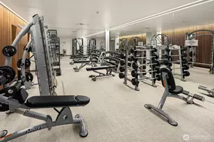 10700 NE 4th St, Bellevue, WA 98004 - Photo 32