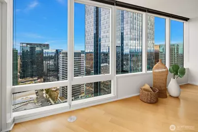 10700 NE 4th Street #3406, Bellevue, WA 98004 - Photo 10