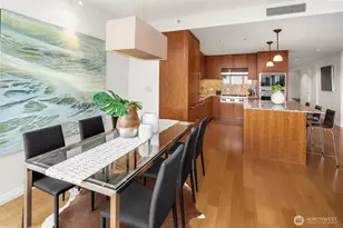 10700 NE 4th St, Bellevue, WA 98004 - Photo 8