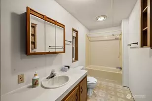 24226 SE 378th St, Enumclaw, WA 98022 - Photo 18