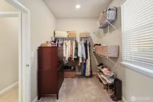 17818 Berkeley Pkwy E, Bonney Lake, WA 98391 - Photo 8