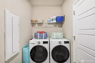 17818 Berkeley Pkwy E, Bonney Lake, WA 98391 - Photo 28