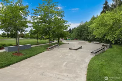 17818 Berkeley Parkway E, Bonney Lake, WA 98391 - Photo 34