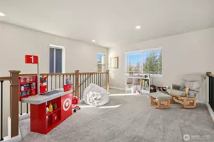 17818 Berkeley Pkwy E, Bonney Lake, WA 98391 - Photo 18