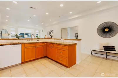 520 6th Avenue #4003, Kirkland, WA 98033 - Photo 8