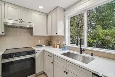 21620 84th Place W, Edmonds, WA 98026 - Photo 12