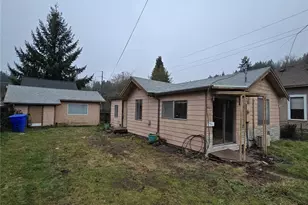 423 Long Ave, Kelso, WA 98626 - Photo 1