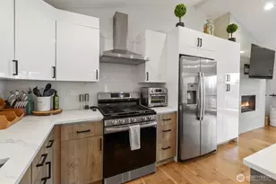 2000 NE 27th St, Renton, WA 98056 - Photo 8