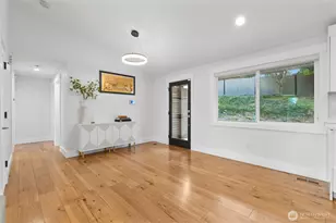 2000 NE 27th St, Renton, WA 98056 - Photo 4