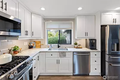 4205 S 350th Street, Auburn, WA 98001 - Photo 4