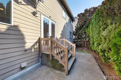 376 Graham Avenue NE, Renton, WA 98059 - Photo 20