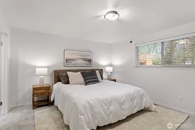 18903 NE 165th Place, Woodinville, WA 98072 - Photo 24