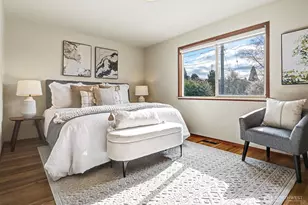 8900 2nd Ave NE, Seattle, WA 98115 - Photo 22