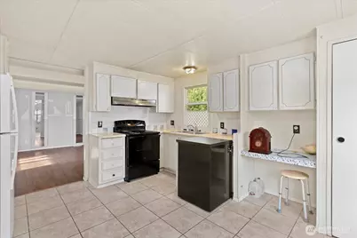 4111 164th Street SW #43, Lynnwood, WA 98087 - Photo 8