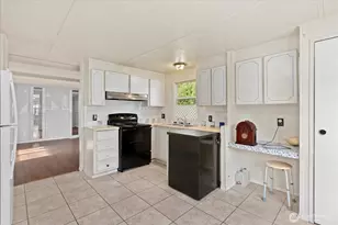 4111 164th Street SW, Lynnwood, WA 98087 - Photo 8